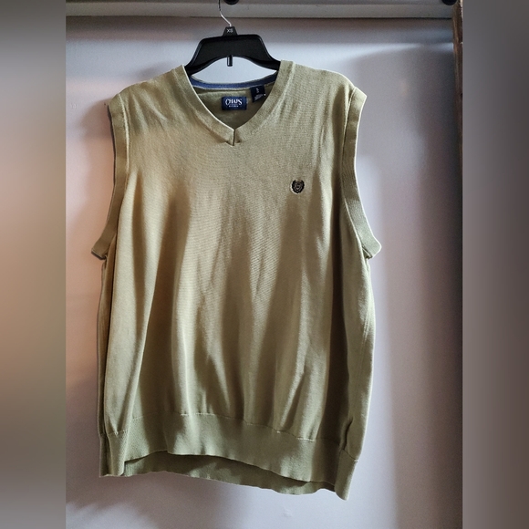 Chaps V-Neck Men's Sweater Vest in Olive - Picture 1 of 4